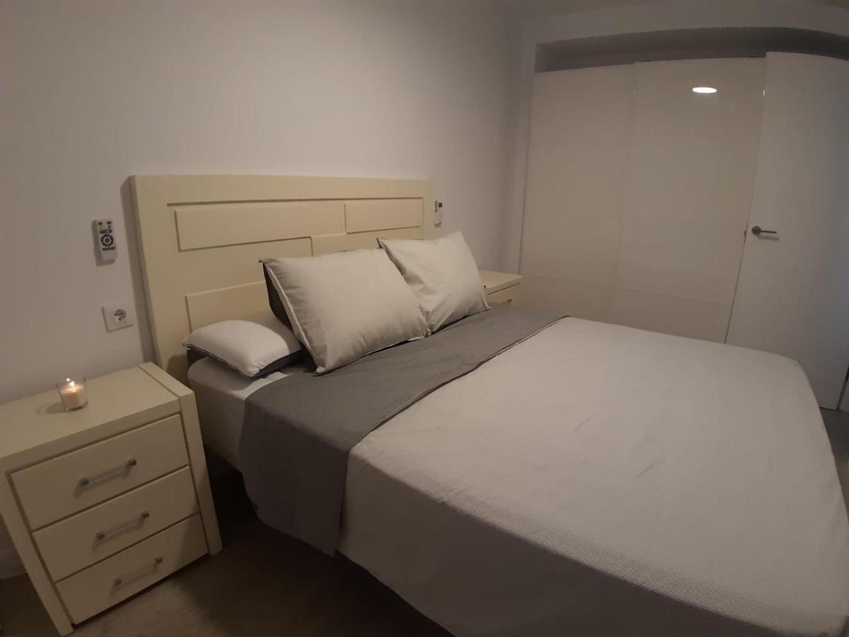 Apartamento Orleans Кадис Екстериор снимка