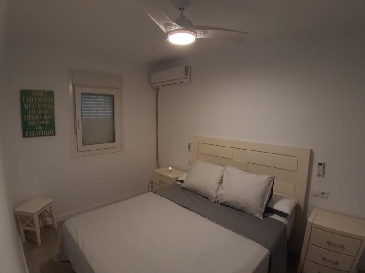 Apartamento Orleans Кадис Екстериор снимка